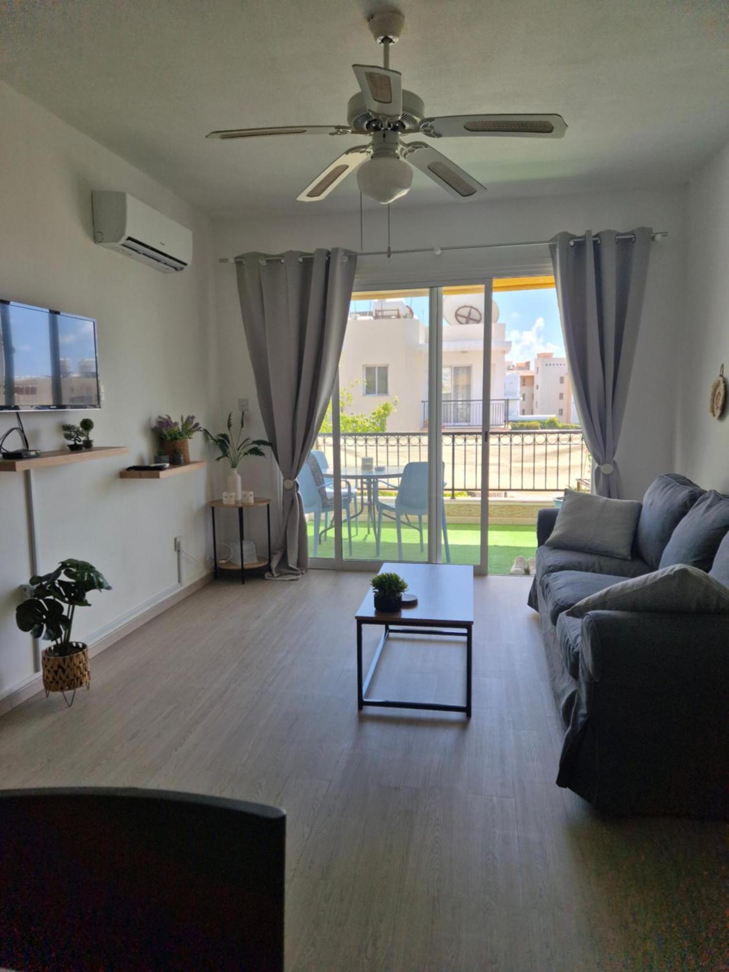Sea View Апартаменты *